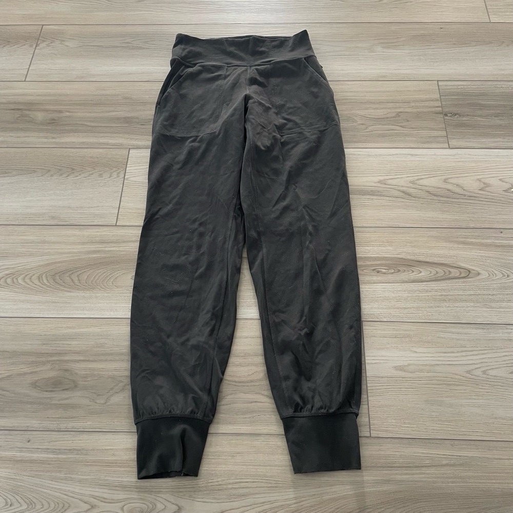 Lululemon Align Dark Gray Elastic Cuffed Nulu Joggers Size 4